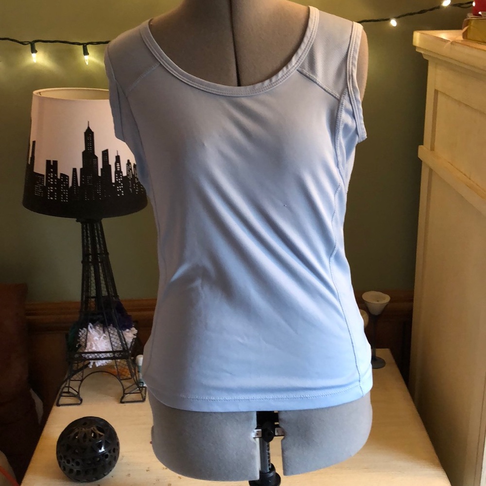 Workout tank top